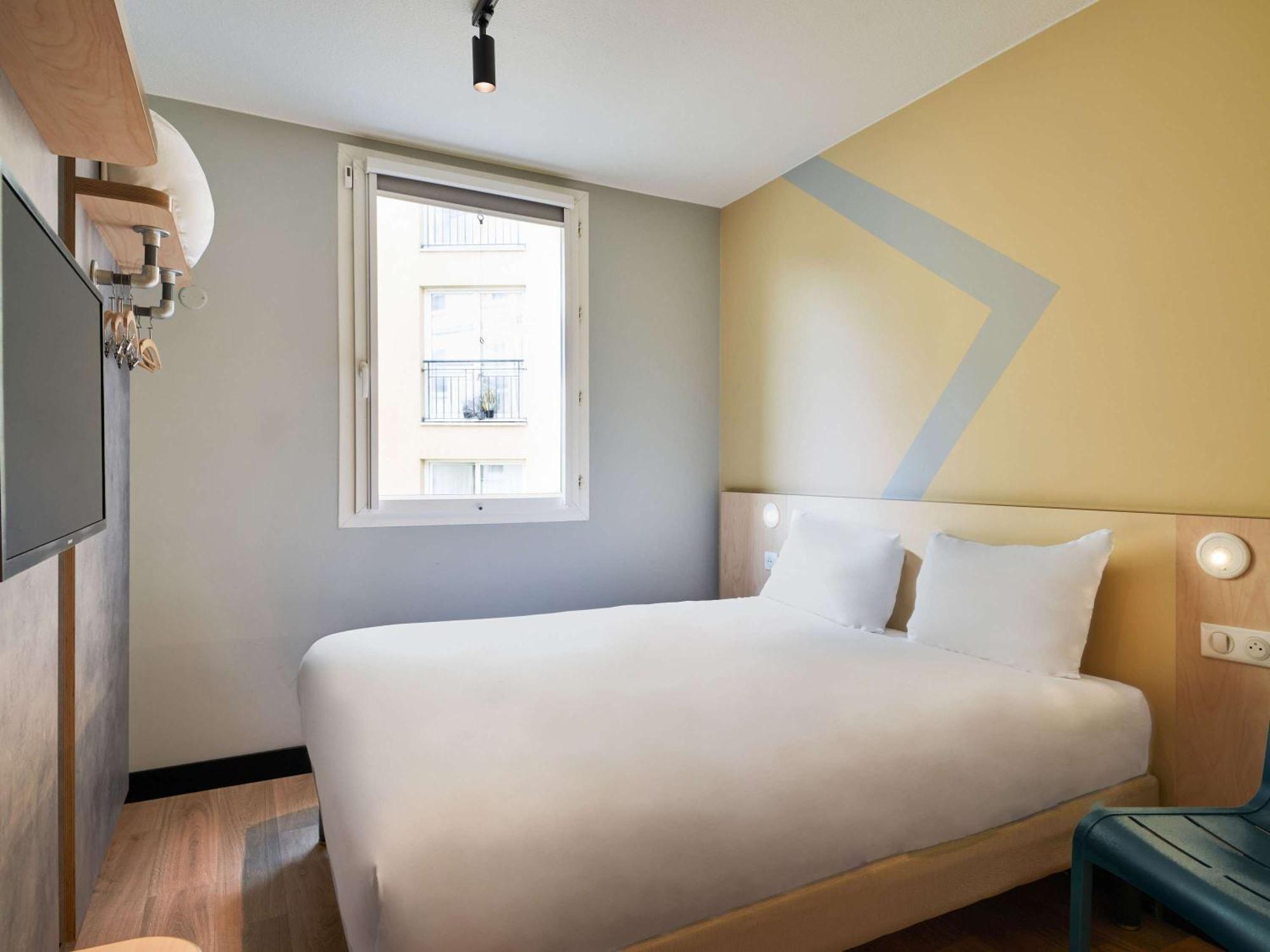Ibis Budget Saint-Maurice Hotel