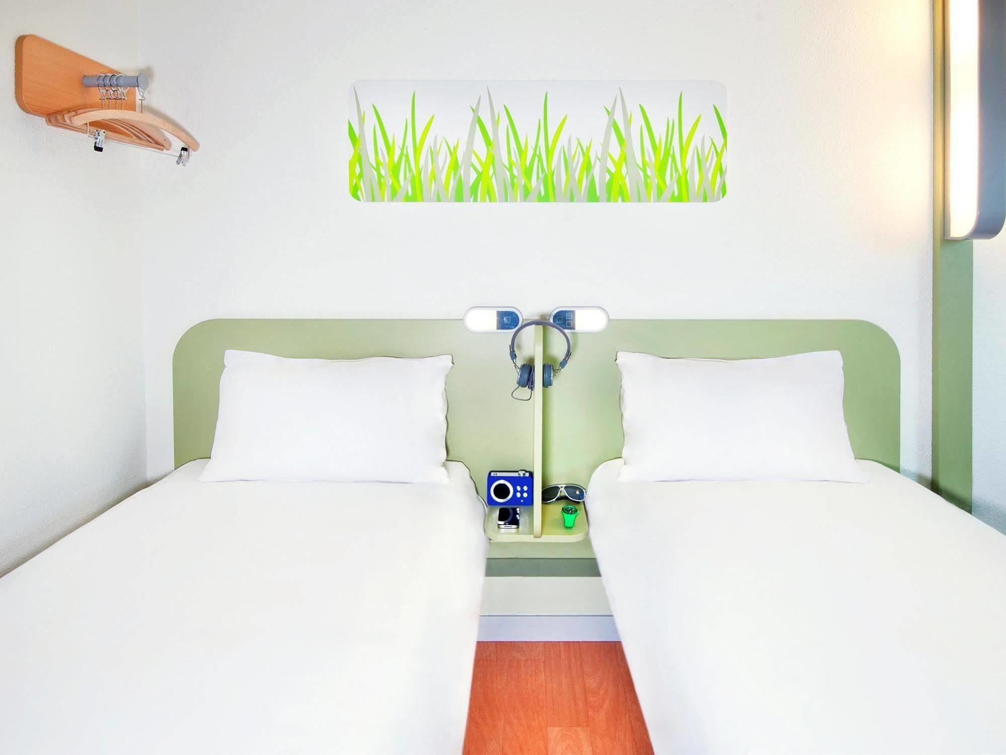 Hotel Ibis Budget Saint-Maurice 2*